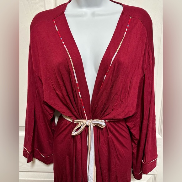 Hale Bob Kimono Deep Red Robe NWT - Picture 4 of 11
